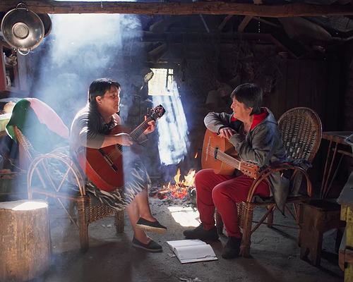 Yo no canto por cantar: voces que resisten